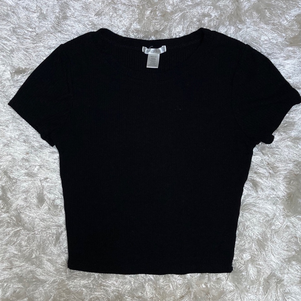 Crop Tee - Picture 3 of 6